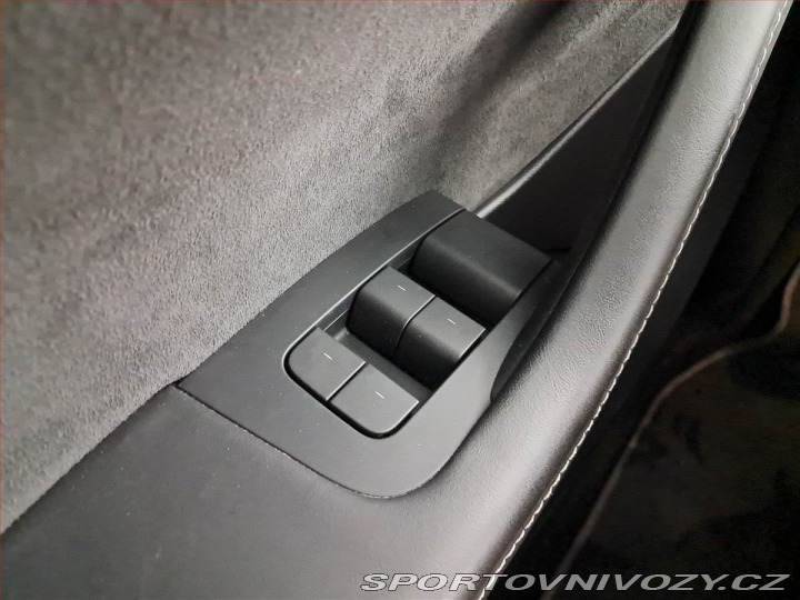 Tesla Model Y Long Range AWD 79kWh, SoH 2022