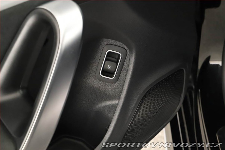 Mercedes-Benz CLA 200 2024