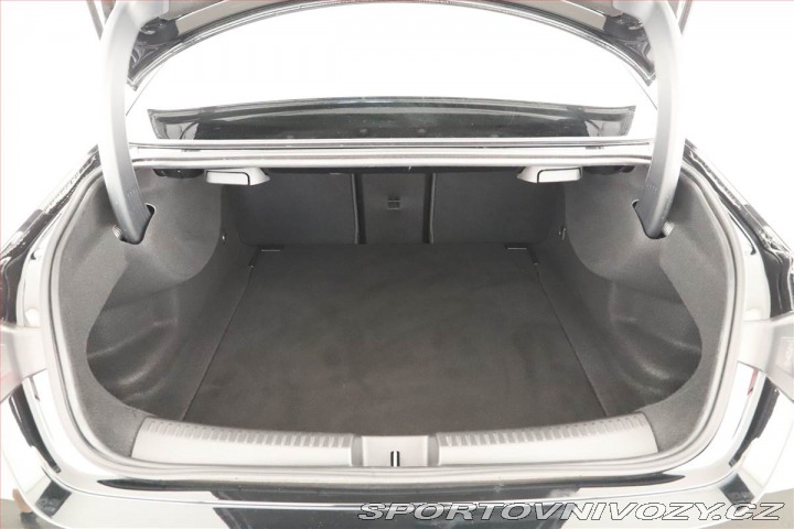 Mercedes-Benz CLA 200 2024