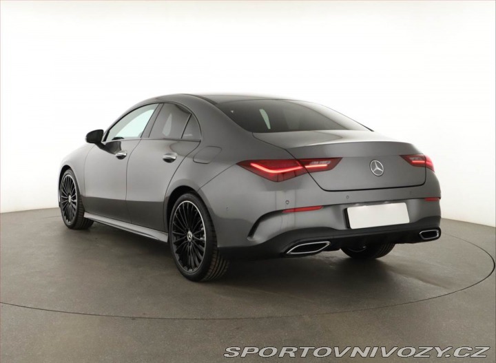 Mercedes-Benz CLA 180 d, AMG Line 2025