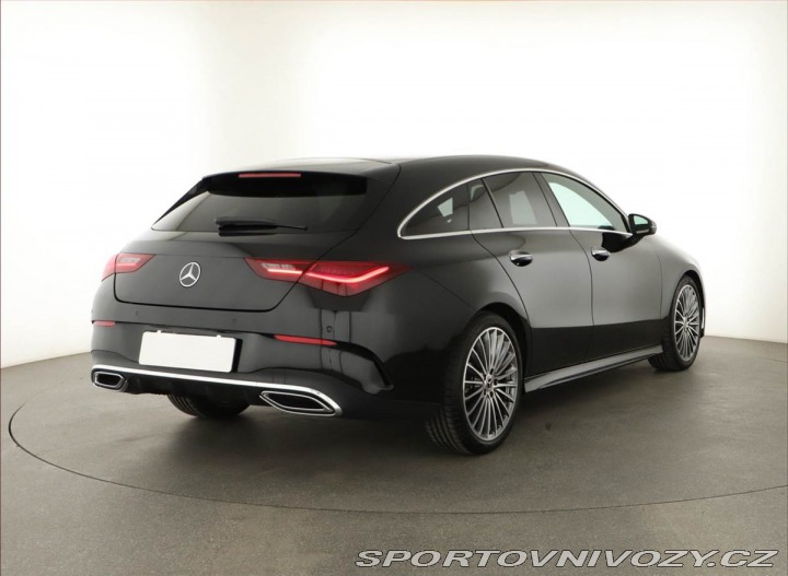 Mercedes-Benz CLA 200, AMG Line 2025