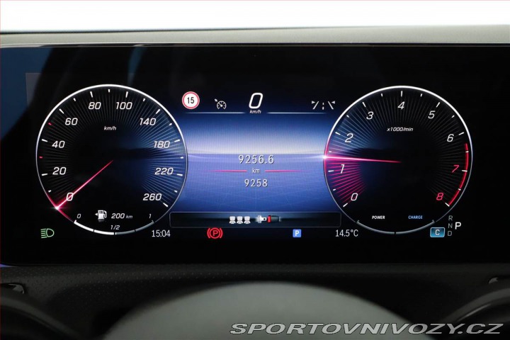 Mercedes-Benz CLA 200, AMG Line 2025