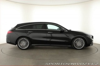 Mercedes-Benz CLA 200, AMG Line 2025