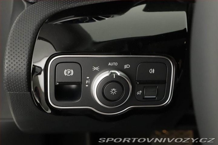 Mercedes-Benz CLA 250 e, Progressive, Kamer 2025
