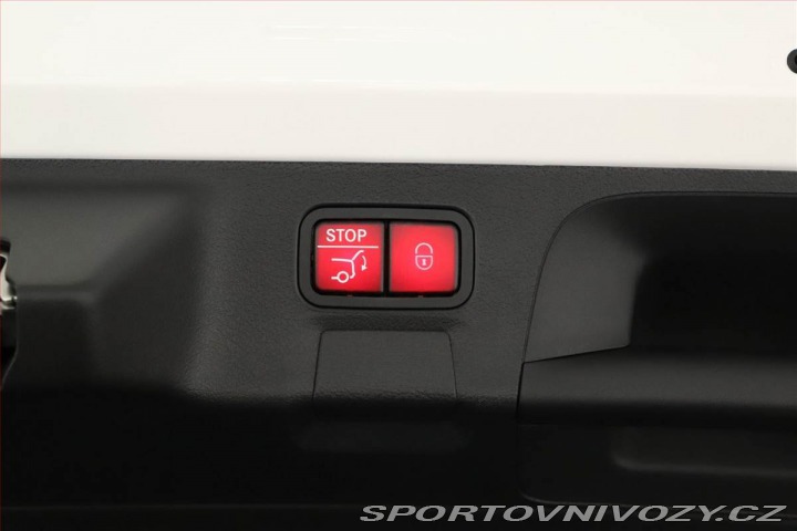 Mercedes-Benz CLA 250 e, Progressive, Kamer 2025