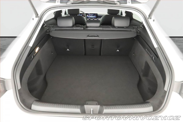 Mercedes-Benz CLA 250 e, Progressive, Kamer 2025