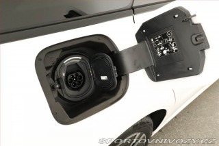 Mercedes-Benz CLA 250 e, Progressive, Kamer 2025