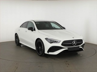Mercedes-Benz CLA 200, AMG Line, Výhřev, Ka