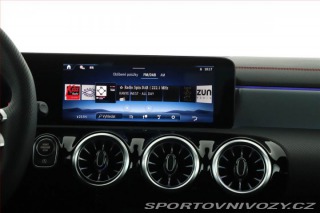 Mercedes-Benz CLA 200, AMG Line, Výhřev, Ka 2025