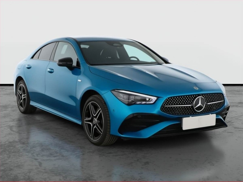 Mercedes-Benz CLA 250 e, AMG, ACC, Výhřev