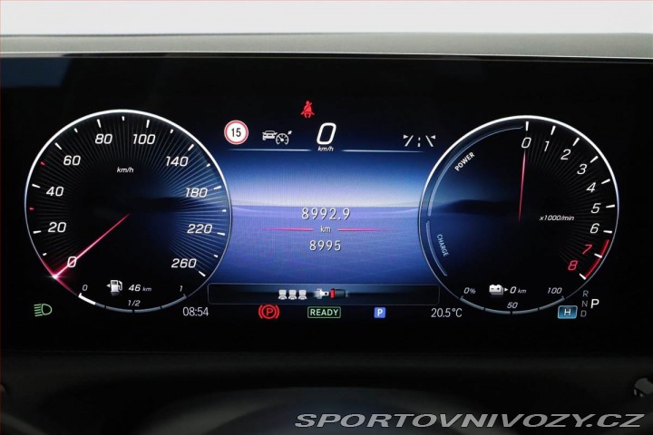 Mercedes-Benz CLA 250 e, AMG, ACC, Výhřev 2025