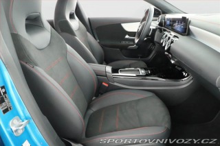 Mercedes-Benz CLA 250 e, AMG, ACC, Výhřev 2025