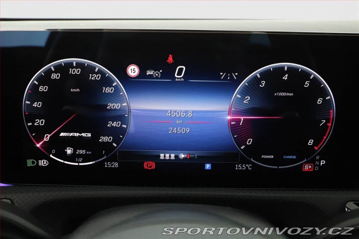 Mercedes-Benz CLA 35 AMG 2024