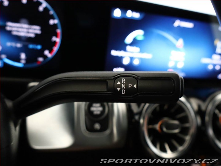 Mercedes-Benz Ostatní modely GLB 35 AMG 4MATIC 2022