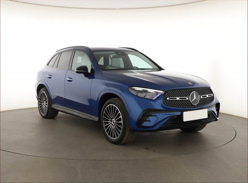Mercedes-Benz Ostatní modely GLC 300 e 4MATIC, AMG Line