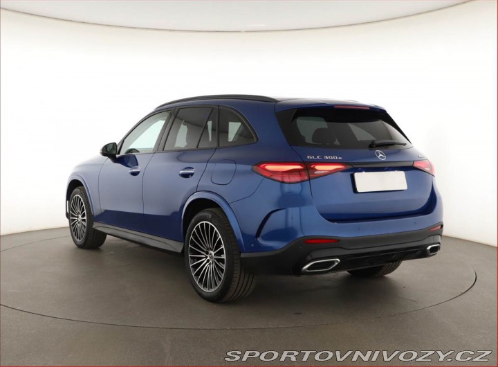 Mercedes-Benz Ostatní modely GLC 300 e 4MATIC, AMG Line 2025