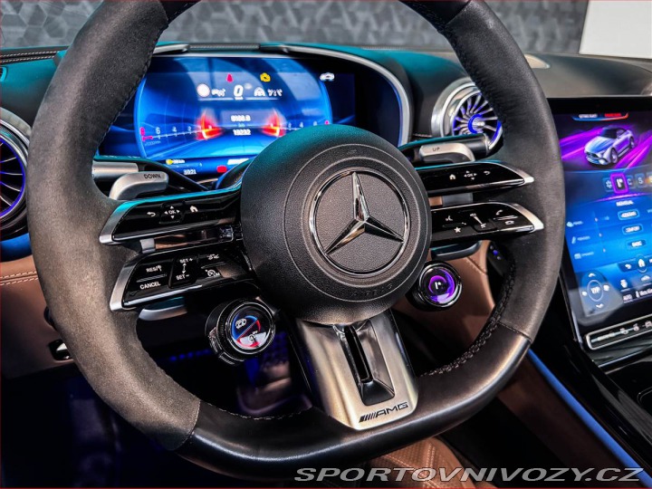 Mercedes-Benz SL 63 AMG 4MATIC+ 2024