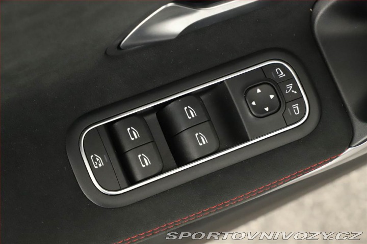 Mercedes-Benz A A 200, AMG Line, Navigace 2025