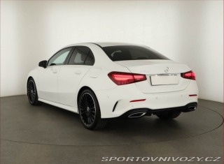 Mercedes-Benz A A 200, AMG Line, Navigace 2025