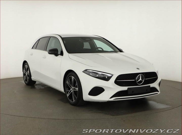 Mercedes-Benz A A 200 2025