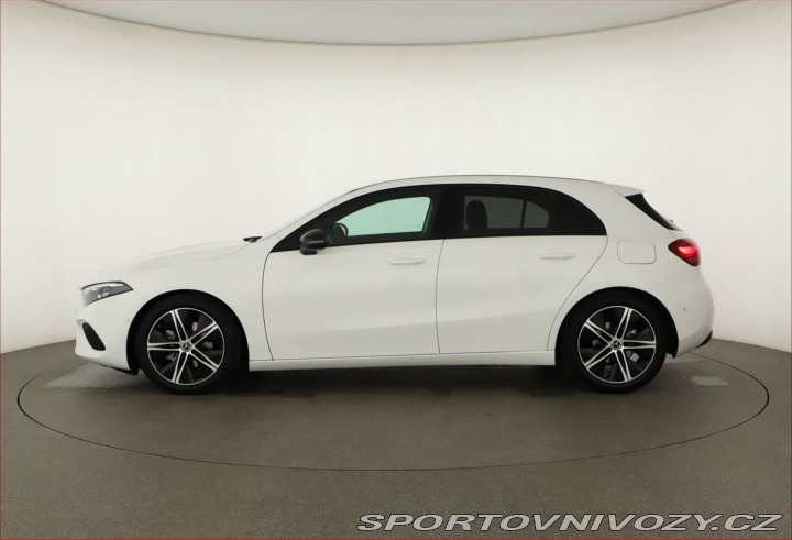 Mercedes-Benz A A 200 2025