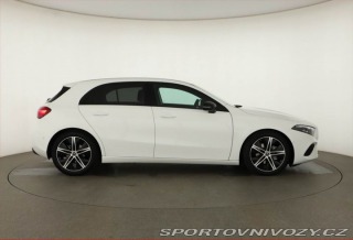 Mercedes-Benz A A 200 2025