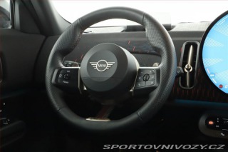 Mini Countryman S All4, Navigace 2025