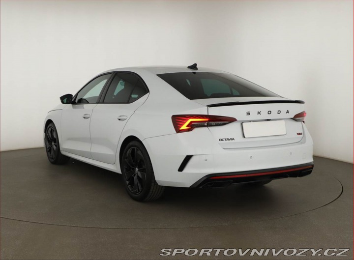 Škoda Octavia RS RS 2.0 TSI 2024