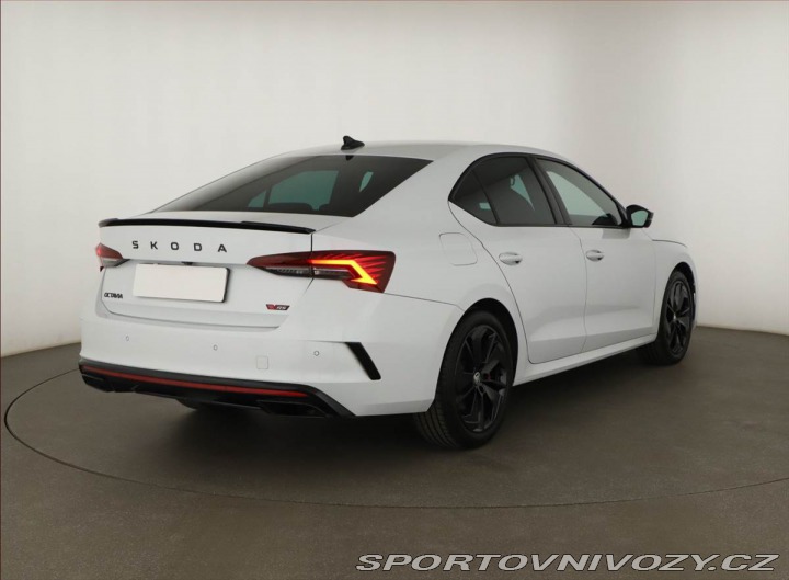 Škoda Octavia RS RS 2.0 TSI 2024