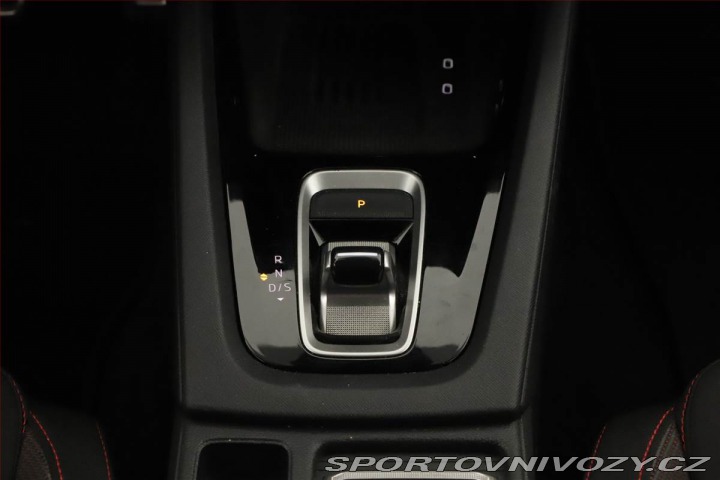 Škoda Octavia RS RS 2.0 TSI, RS 2.0TSI 195 2025