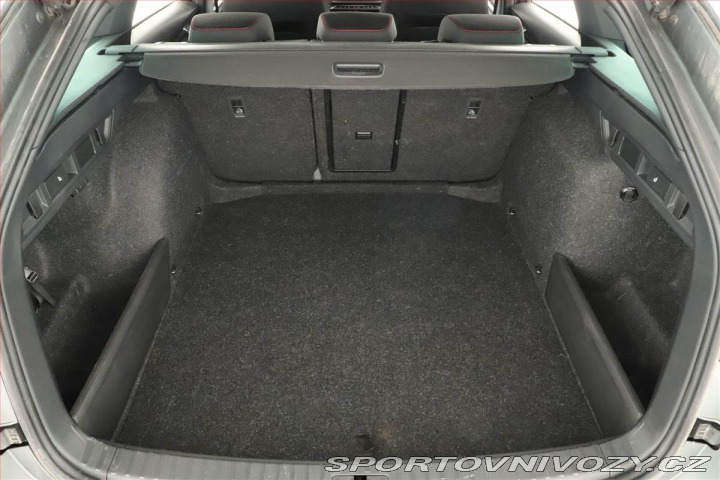 Škoda Octavia RS RS 2.0 TSI, RS 2.0TSI 195 2025