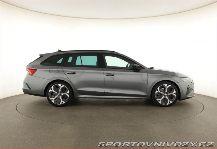 Škoda Octavia RS RS 2.0 TSI, RS, Automat 2025