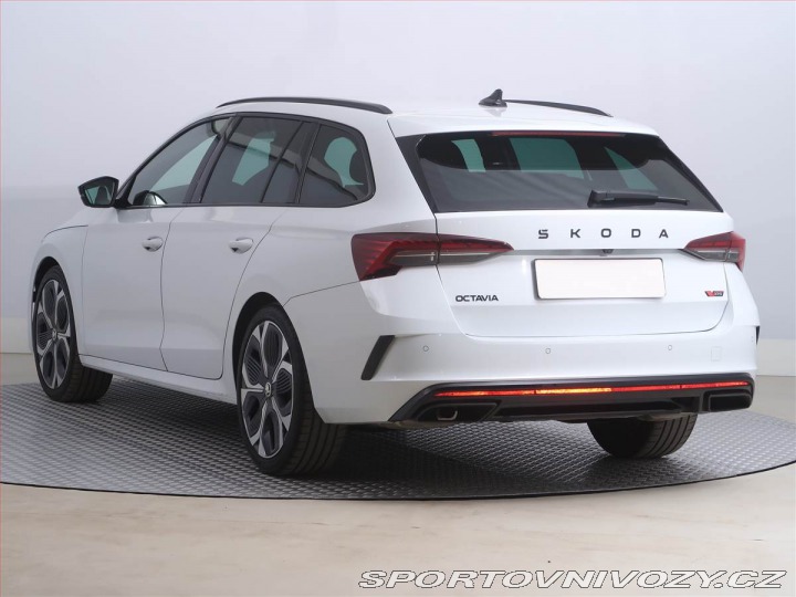 Škoda Octavia RS RS 2.0 TSI, RS, Navigace 2025