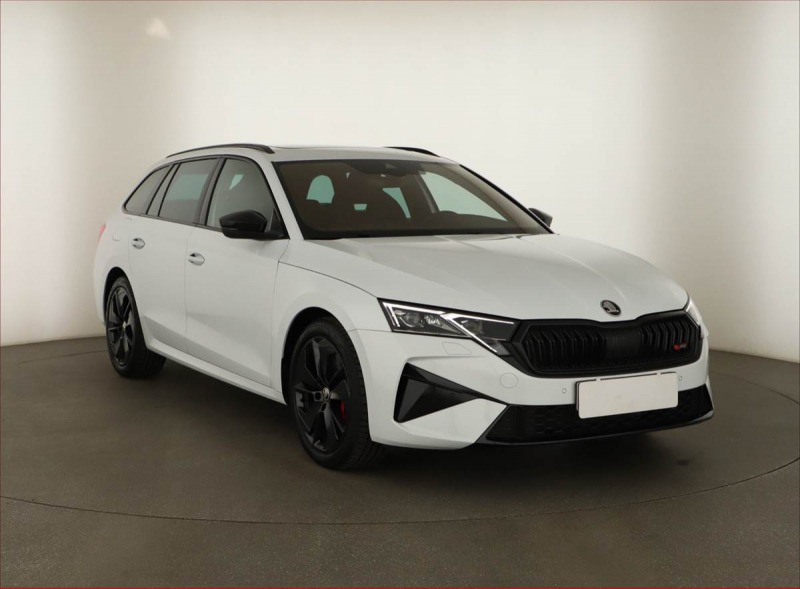 Škoda Octavia RS RS 2.0 TSI, RS, Navigace