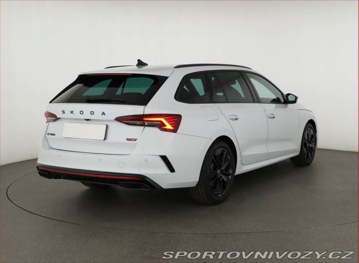 Škoda Octavia RS RS 2.0 TSI, ACC, Matrix, 2025