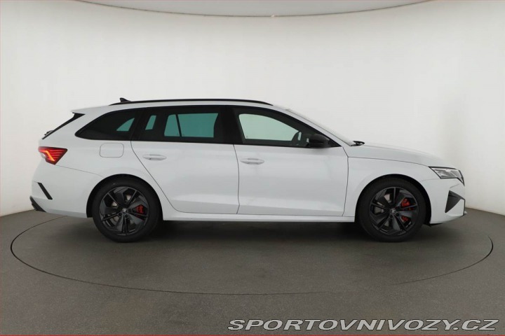 Škoda Octavia RS RS 2.0 TSI, ACC, Matrix, 2025