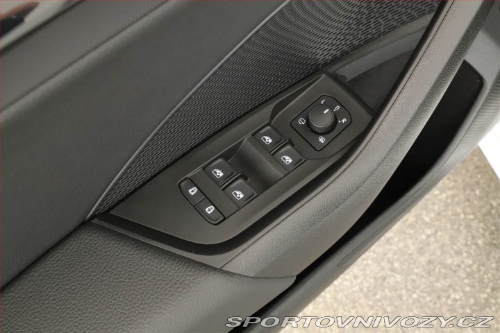 Škoda Octavia RS RS 2.0 TSI, RS, Navigace 2025
