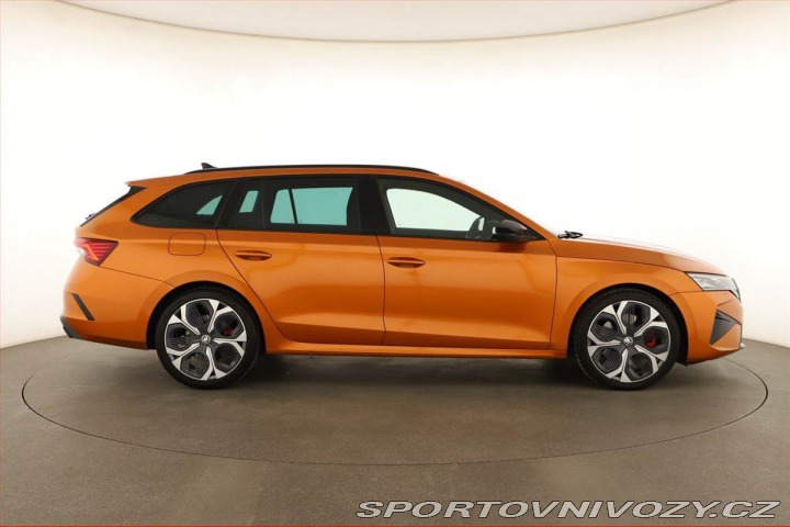 Škoda Octavia RS RS 2.0 TSI, RS, Navigace 2025