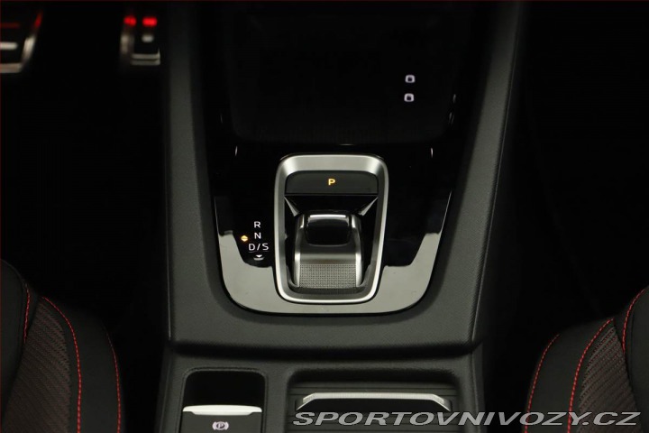 Škoda Octavia RS RS 2.0 TSI, AT, Pano, Kam 2025