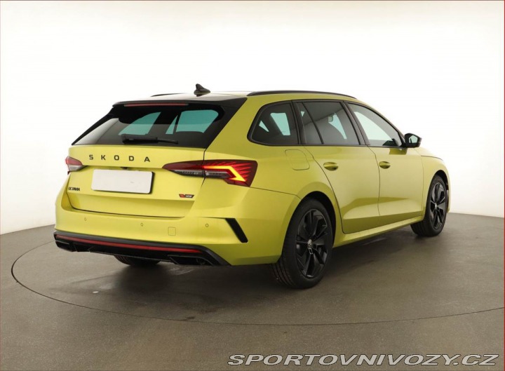 Škoda Octavia RS RS 2.0 TSI, AT, Pano, Kam 2025