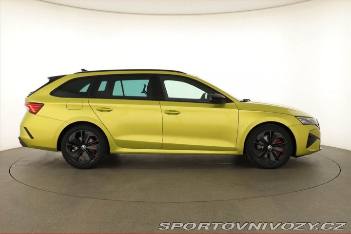 Škoda Octavia RS RS 2.0 TSI, AT, Pano, Kam 2025