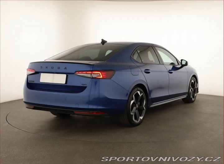 Škoda Superb 2.0 TSI 2025