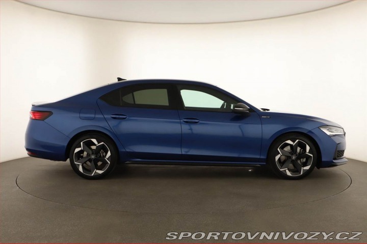 Škoda Superb 2.0 TSI 2025