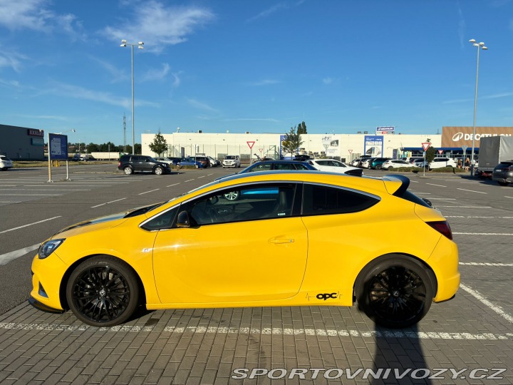 Opel Astra J GTC OPC 2.0 Turbo 206 k 2018
