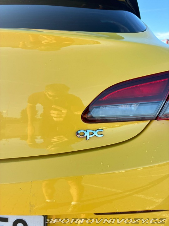 Opel Astra J GTC OPC 2.0 Turbo 206 k 2018