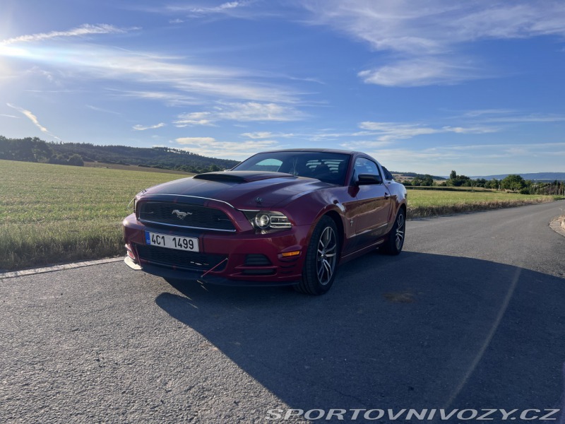 Ford Mustang 3,7 227kw