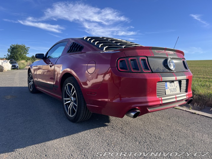 Ford Mustang 3,7 227kw 2012