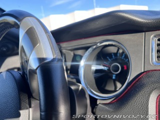 Ford Mustang 3,7 227kw 2012