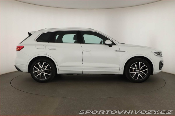 Volkswagen Ostatní modely Touareg 3.0 TDI, 4x4, Vzduch, ACC 2020