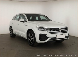 Volkswagen Ostatní modely Touareg 3.0 TDI, 4x4, Vzduch, ACC 2020